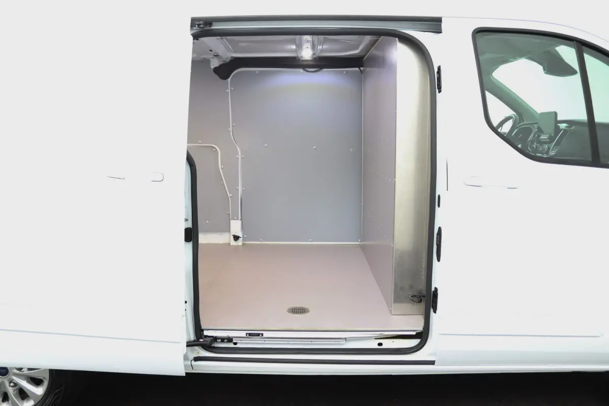 300 2.0 TDCI L2H1 Limited Automaat | Laadruimte Pakket | Navigatie | Stoelverwarming | Lichtmetalen Velgen | Camera | CarPlay/Android Auto