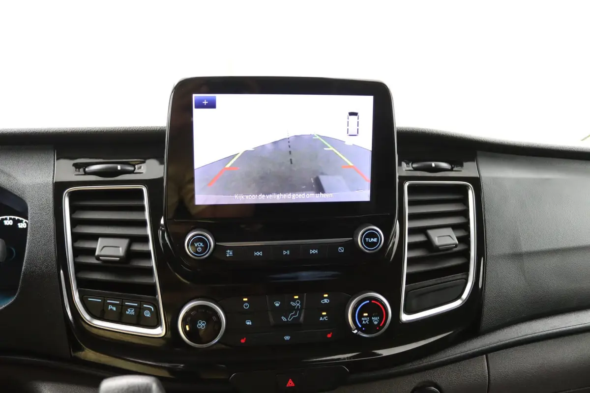 300 2.0 TDCI L2H1 Limited Automaat | Laadruimte Pakket | Navigatie | Stoelverwarming | Lichtmetalen Velgen | Camera | CarPlay/Android Auto