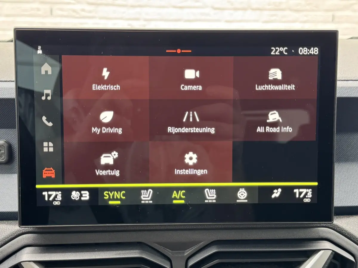 1.8 Hybrid 155 Expression 360 Camera Navi clima stoel/stuur verw. Carplay Fabrieksgarantie t/m 09-2028