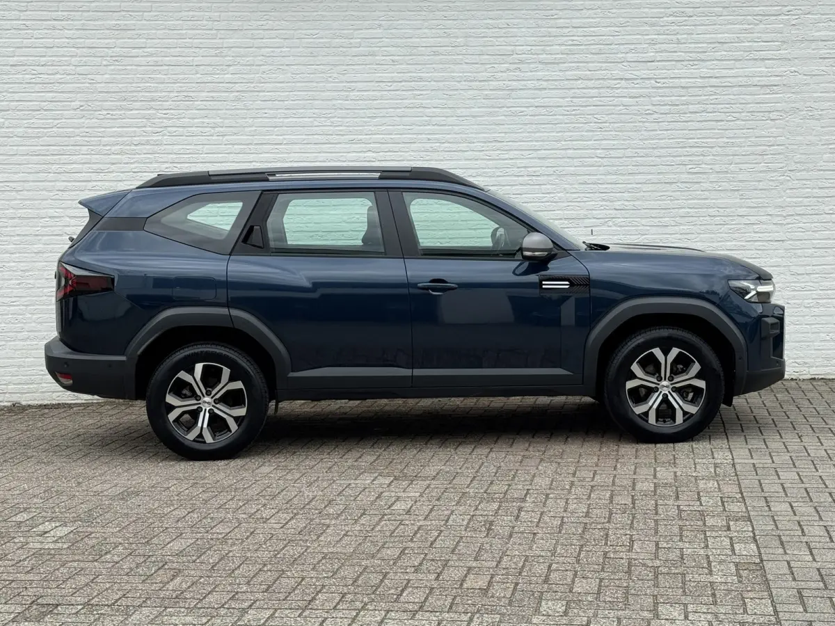 1.8 Hybrid 155 Expression 360 Camera Navi clima stoel/stuur verw. Carplay Fabrieksgarantie t/m 09-2028