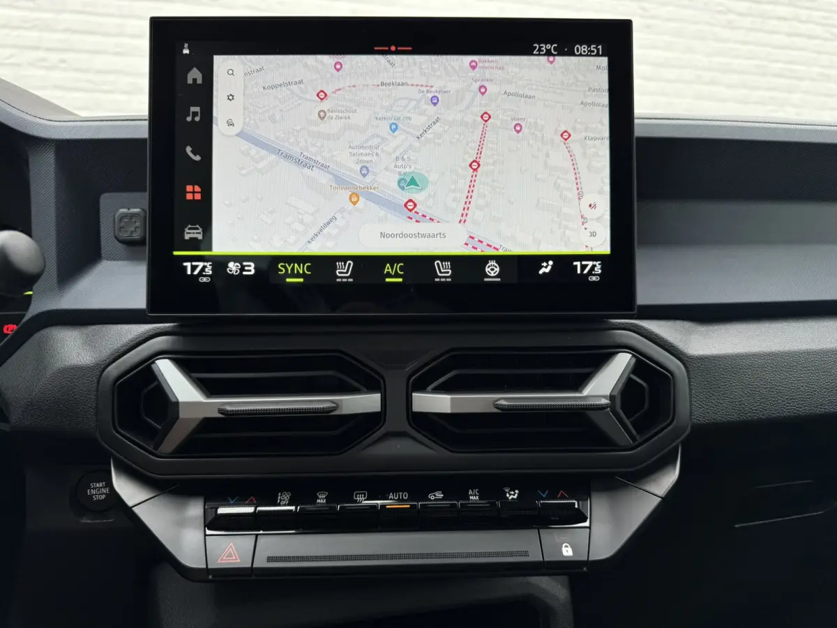 1.8 Hybrid 155 Expression 360 Camera Navi clima stoel/stuur verw. Carplay Fabrieksgarantie t/m 09-2028