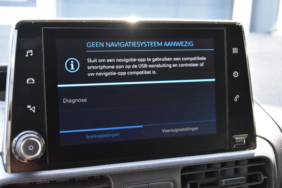 bestel 1.5 BlueHDI Premium