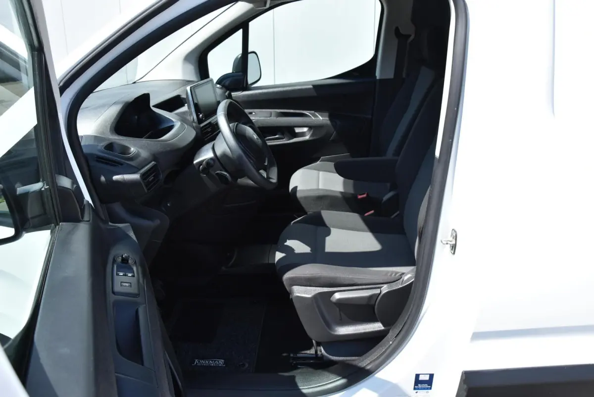 bestel 1.5 BlueHDI Premium