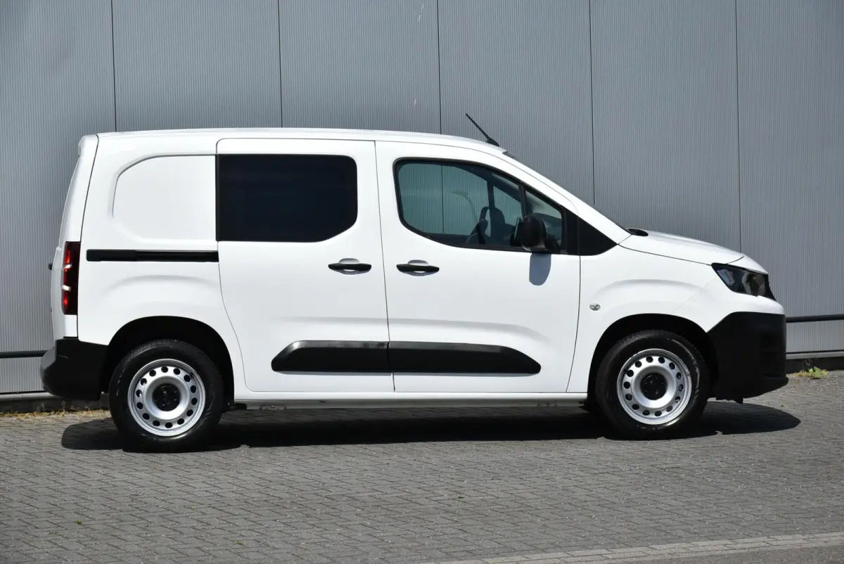 bestel 1.5 BlueHDI Premium