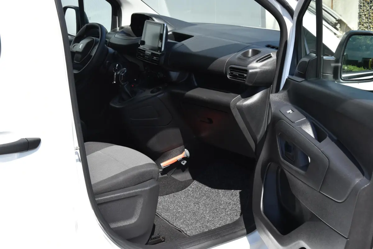 bestel 1.5 BlueHDI Premium