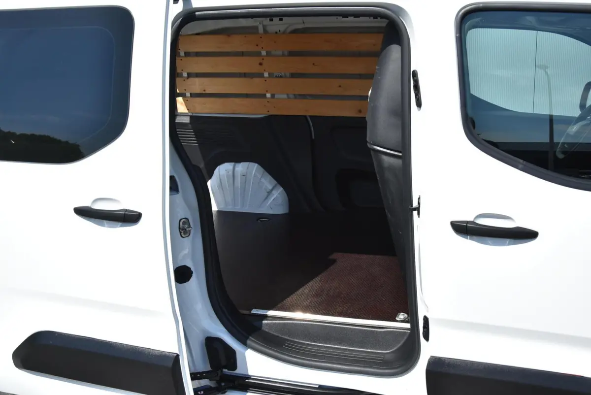 bestel 1.5 BlueHDI Premium