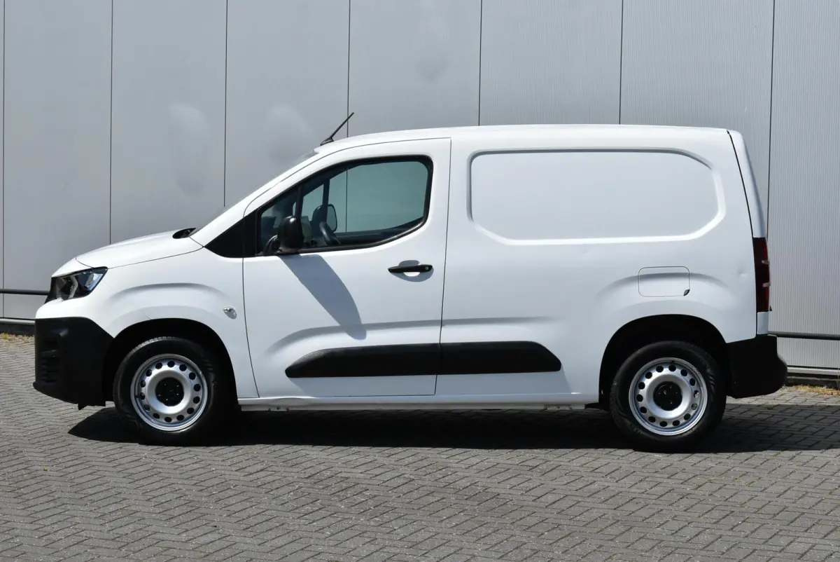 bestel 1.5 BlueHDI Premium