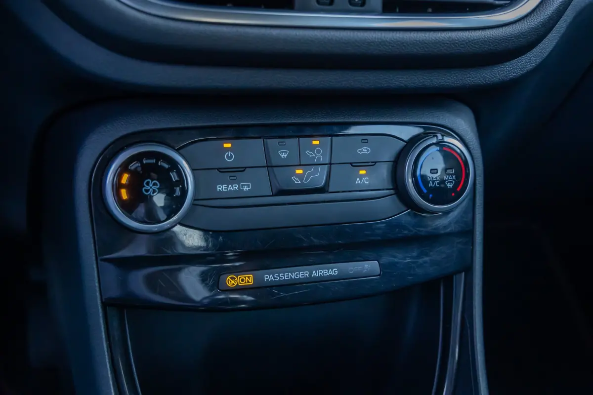 1.0 EcoBoost ST-Line | Apple Carplay/Android Auto | Cruise control | Navigatiesysteem | Parkeersensoren | Led | Dealer oh! | Cruise control | Navigatiesysteem full map