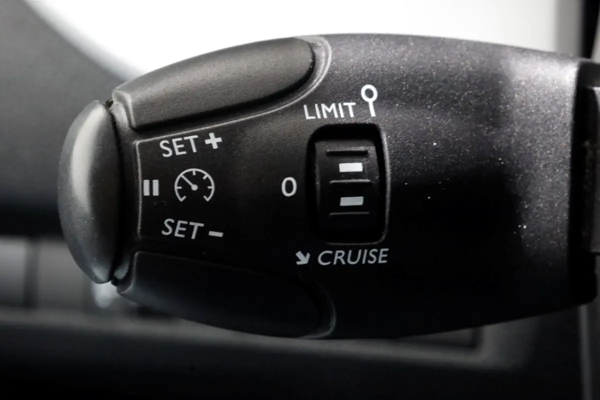 1.5 MultiJet 102pk L2H1 Airco/Navi/Cruise Control 10-2022