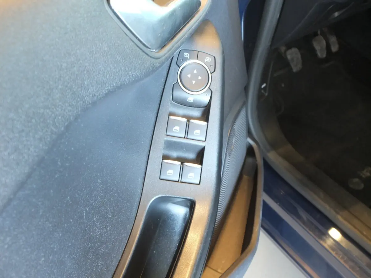 1.0 EcoBoost Connected | CarPlay | Zuinig | Modern | Nette staat