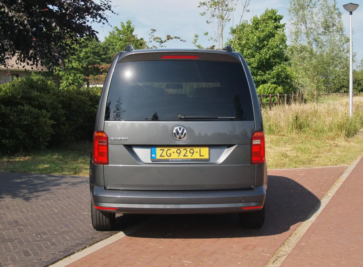 1.0 TSI Trendline 7p 7-Persoons | Dubbele Schuifdeur | Cruise Control | Bluetooth |
