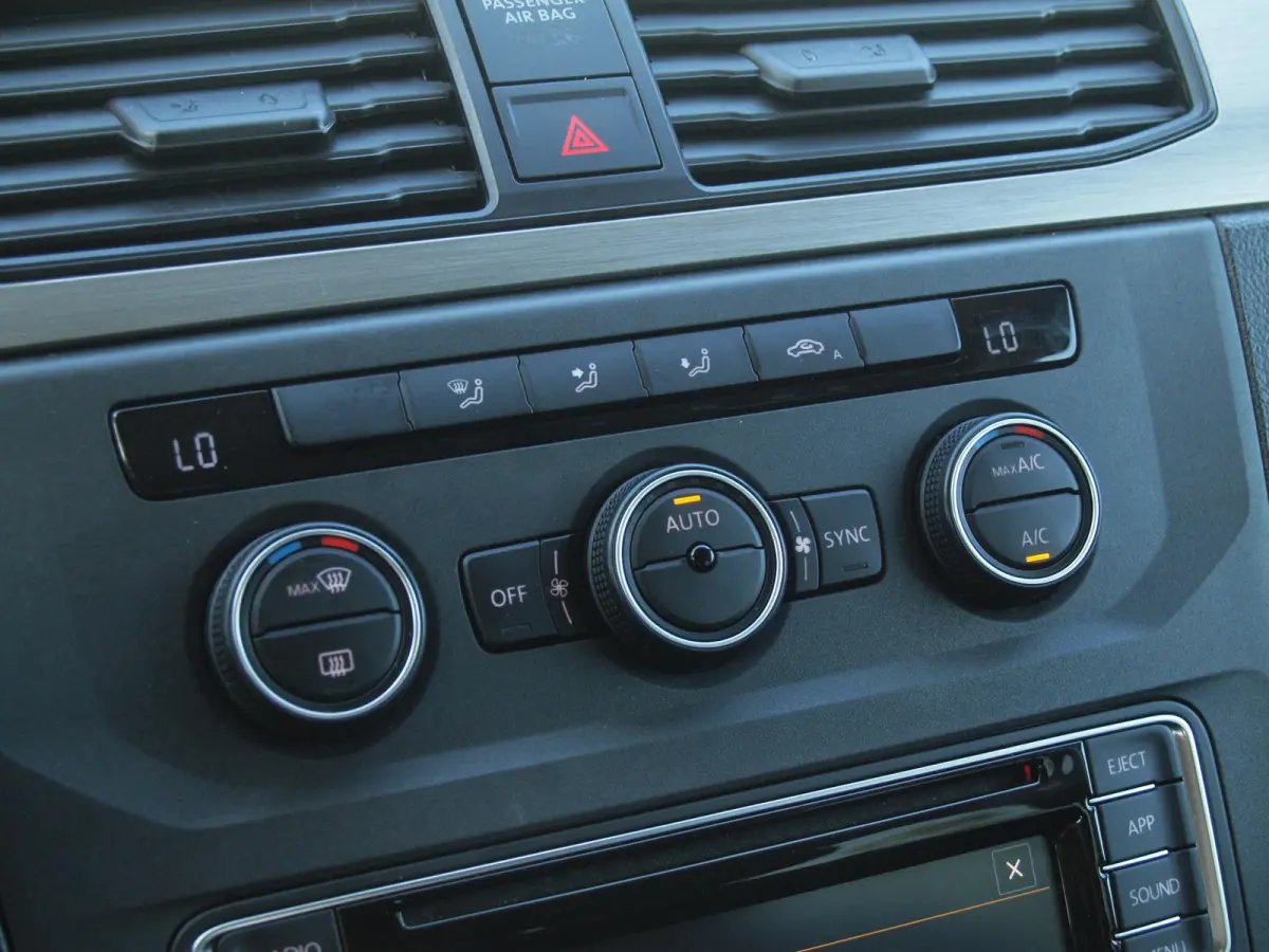 1.0 TSI Trendline 7p 7-Persoons | Dubbele Schuifdeur | Cruise Control | Bluetooth |