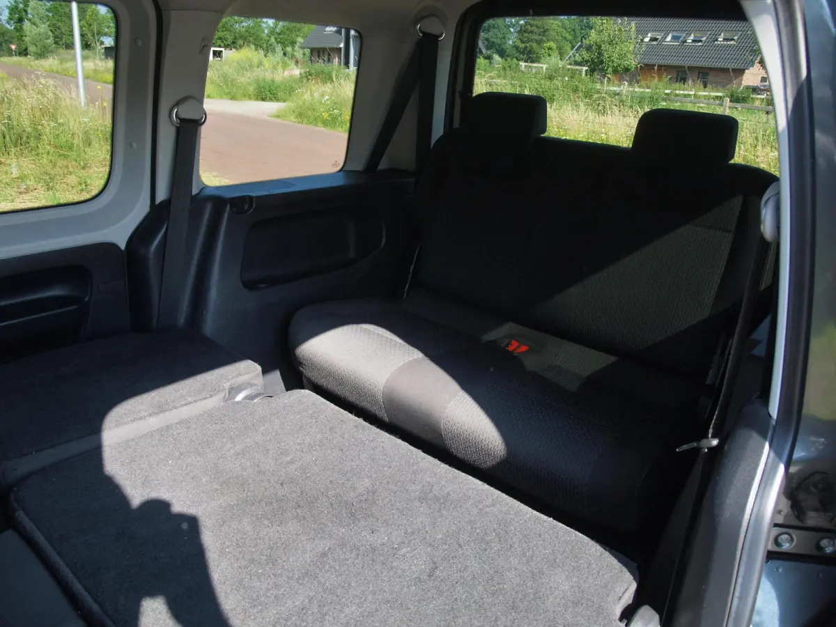 1.0 TSI Trendline 7p 7-Persoons | Dubbele Schuifdeur | Cruise Control | Bluetooth |