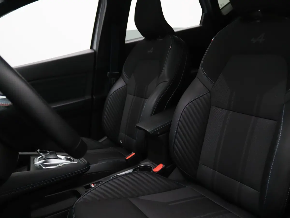 E-Tech full hybrid 145pk esprit Alpine Elektrisch glazen schuif-/kanteldak | Harman Kardon