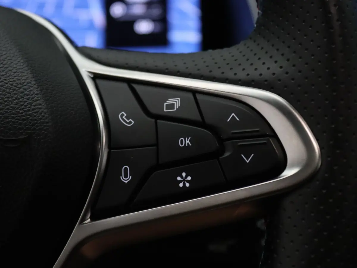 E-Tech full hybrid 145pk esprit Alpine Elektrisch glazen schuif-/kanteldak | Harman Kardon