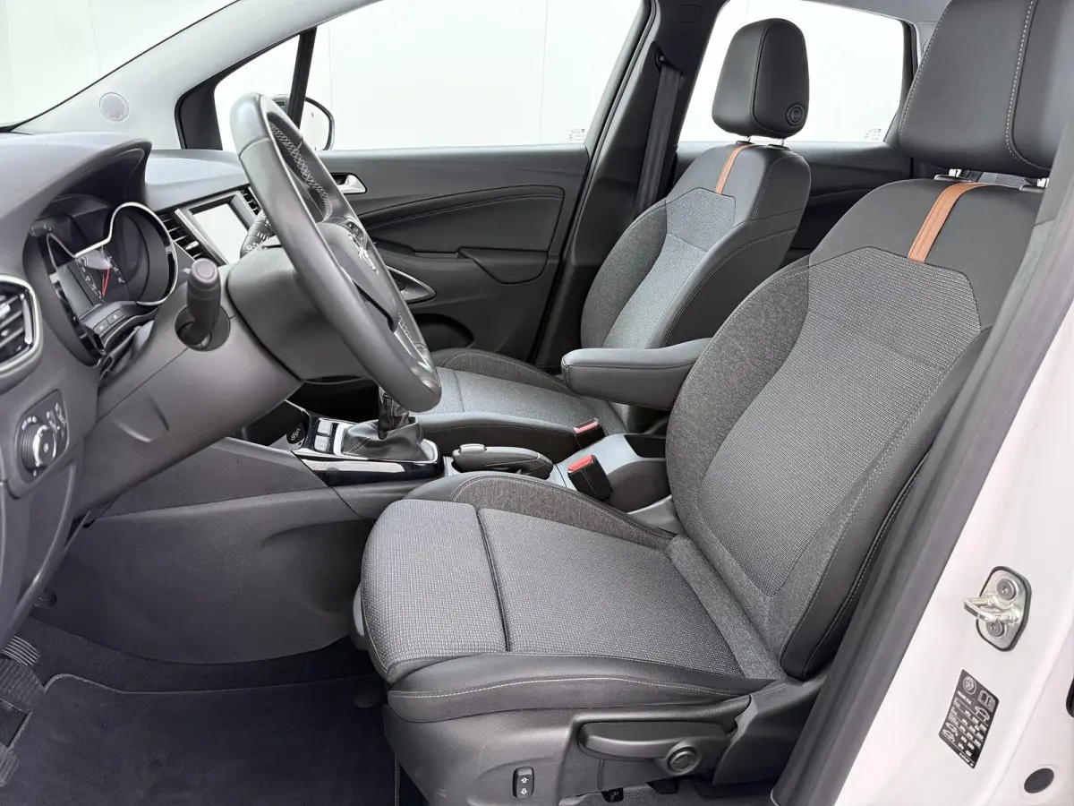 110pk Elegance | 1ste eigenaar | Climate | AppleCarPlay/Android | LED lampen | 16"LMV
