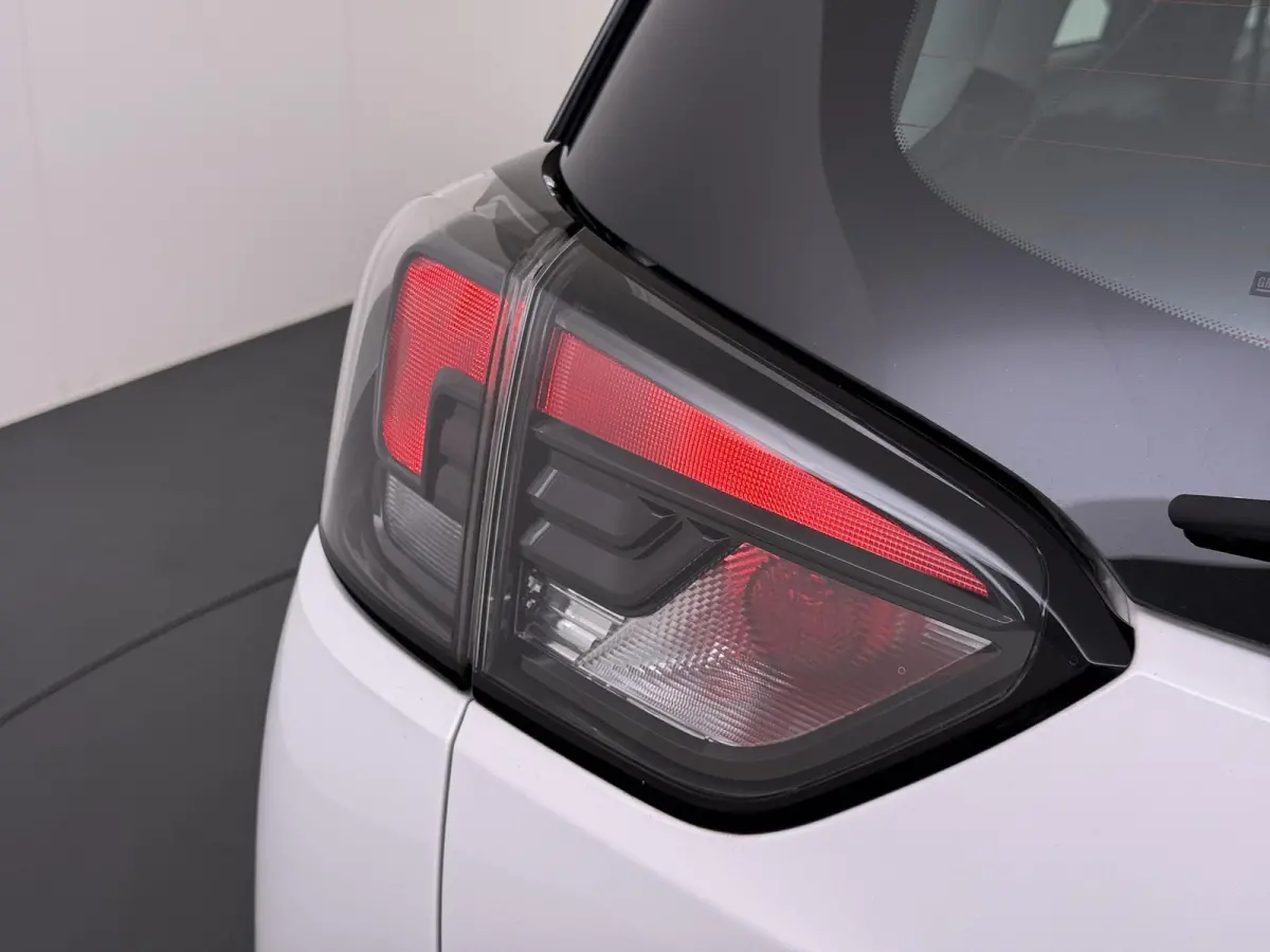 110pk Elegance | 1ste eigenaar | Climate | AppleCarPlay/Android | LED lampen | 16"LMV