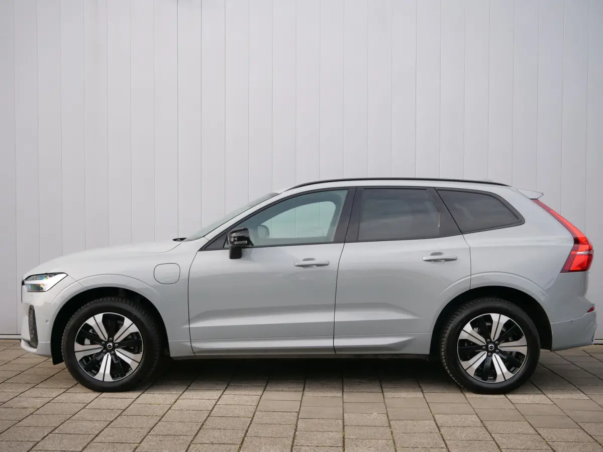 2.0 T6 350Pk Plug-in hybrid AWD Plus Dark Pano-dak / Adaptive Cruise / 360 Camera / Winterpakket