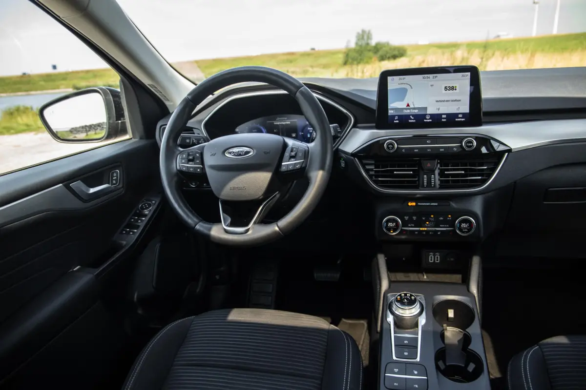 2.5 PHEV Titanium PANORAMA DAK / CAMERA / ADAPTIVE CRUISE / STOEL VERWARMING / CARPLAY