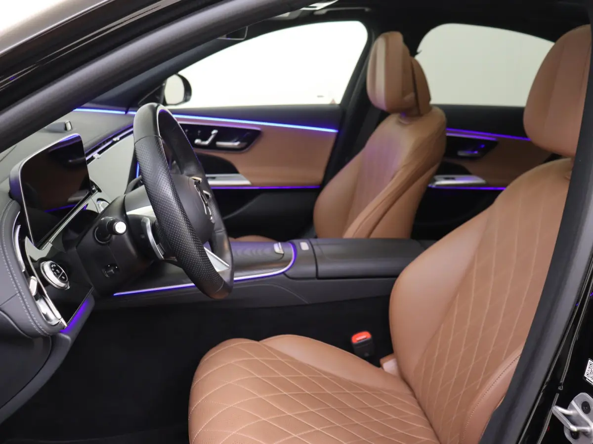 300 e AMG Line Premium Plus /Massage stoelen /Superscreen /Rijassistentiepakket plus /Burmester 4D /HUD