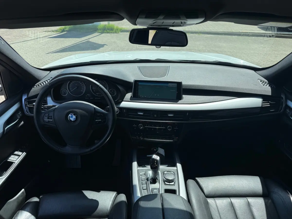 XDrive35i High Executive