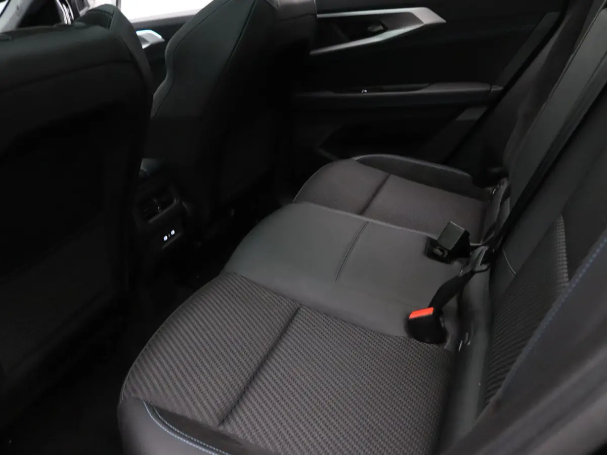 E-Tech full hybrid 200 esprit Alpine Panoramadak | Head-up display