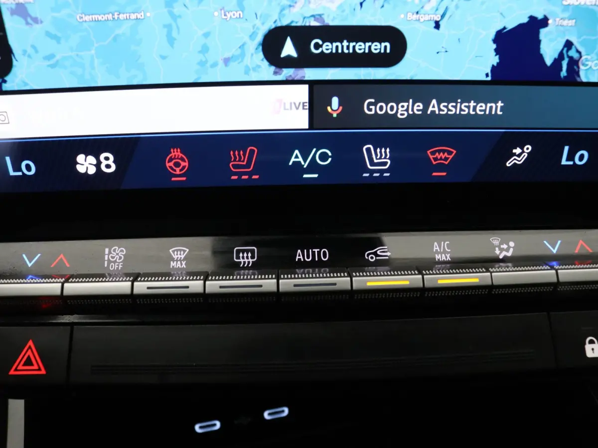 E-Tech full hybrid 200 esprit Alpine Panoramadak | Head-up display