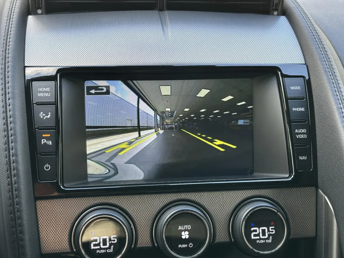 3.0 V6 | Sportuitlaat/Navi/Camera/Geh.Stoel/Stoelverw.