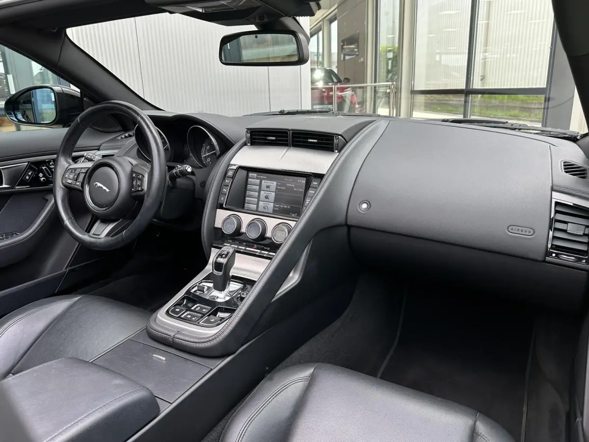 3.0 V6 | Sportuitlaat/Navi/Camera/Geh.Stoel/Stoelverw.