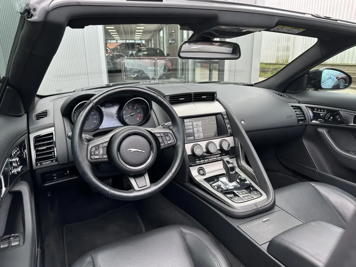 3.0 V6 | Sportuitlaat/Navi/Camera/Geh.Stoel/Stoelverw.