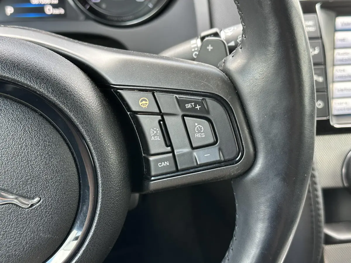 3.0 V6 | Sportuitlaat/Navi/Camera/Geh.Stoel/Stoelverw.