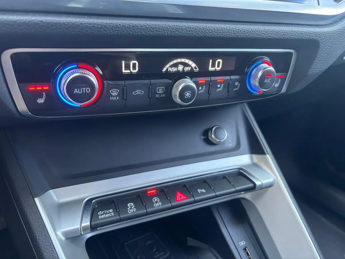 35 TFSI Pro Line | Trekhaak | Stoelverwarming | Dodehoek Detectie | Parkeersensoren | Sportstoelen