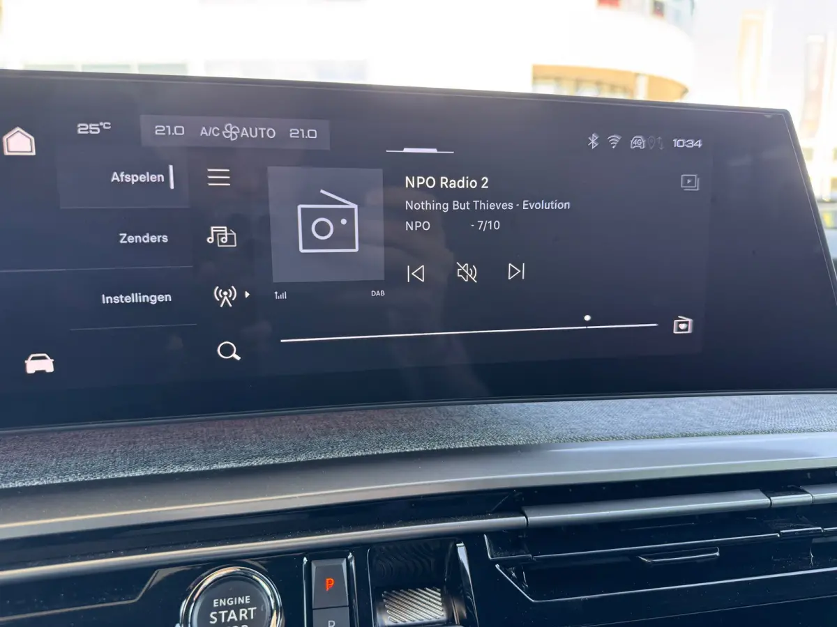 1.2 Hybrid 145PK GT Automaat | Stoel + Stuurverwarming | Camera | Elektrische Achterklep | Apple Carplay / Android Auto (Draadloos) | Navigatie | Sfeerverlichting | Keyless | | Cruise contro