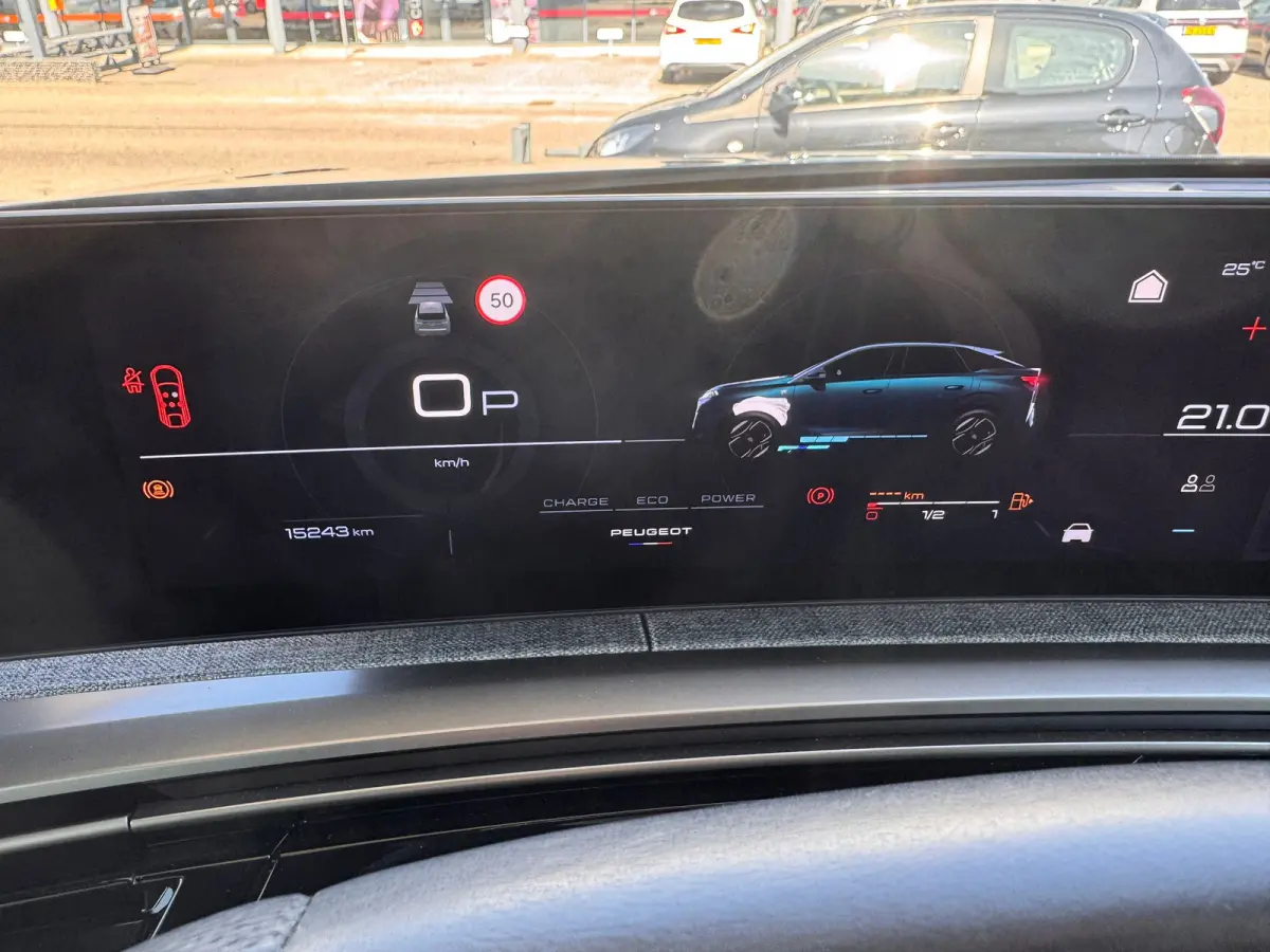 1.2 Hybrid 145PK GT Automaat | Stoel + Stuurverwarming | Camera | Elektrische Achterklep | Apple Carplay / Android Auto (Draadloos) | Navigatie | Sfeerverlichting | Keyless | | Cruise contro