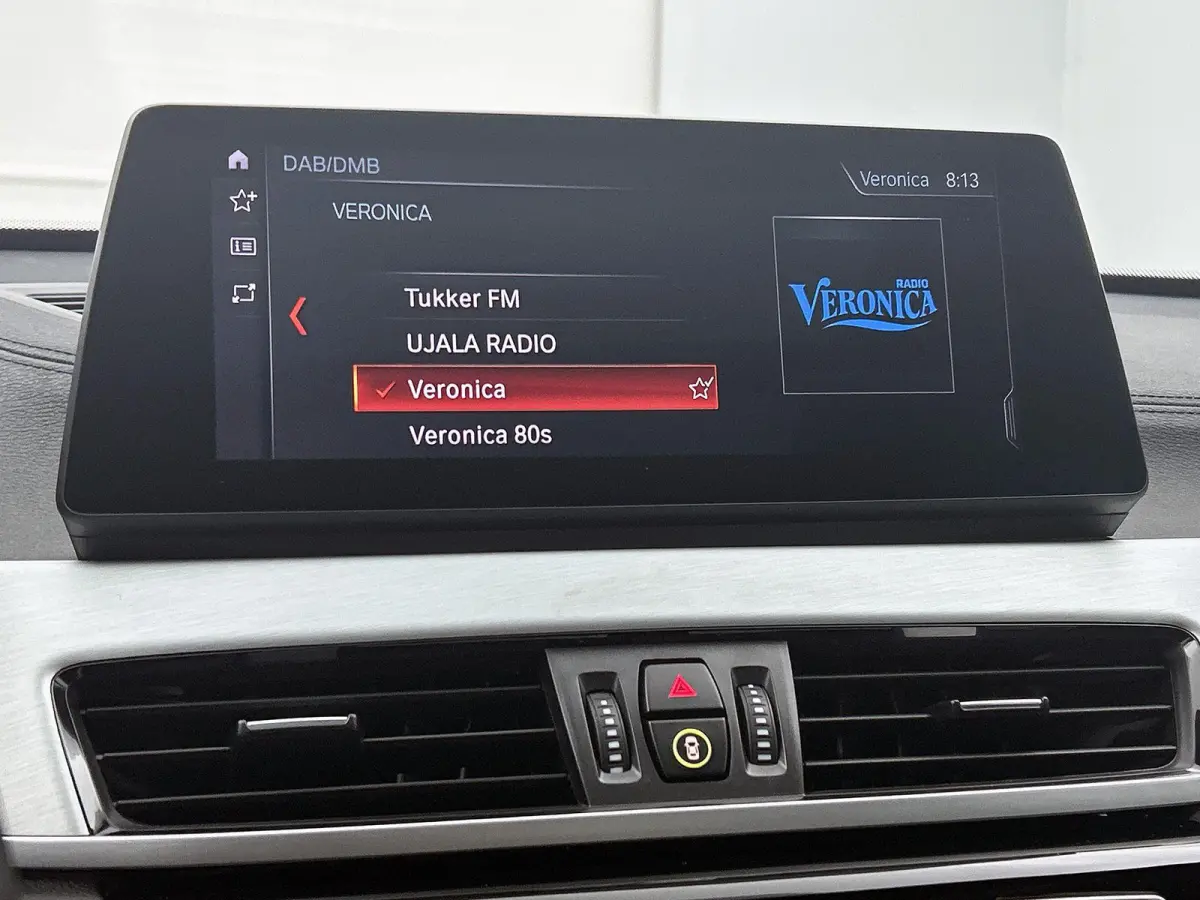 sDrive18i Executive Edition | PANORAMADAK | M-SPORT | HEAD UP DISPLAY | STOELVERWARMING | ELEKTRISCHE KOFFERKLEP | CLIMATE CONTROL | CRUISE CONTROL |