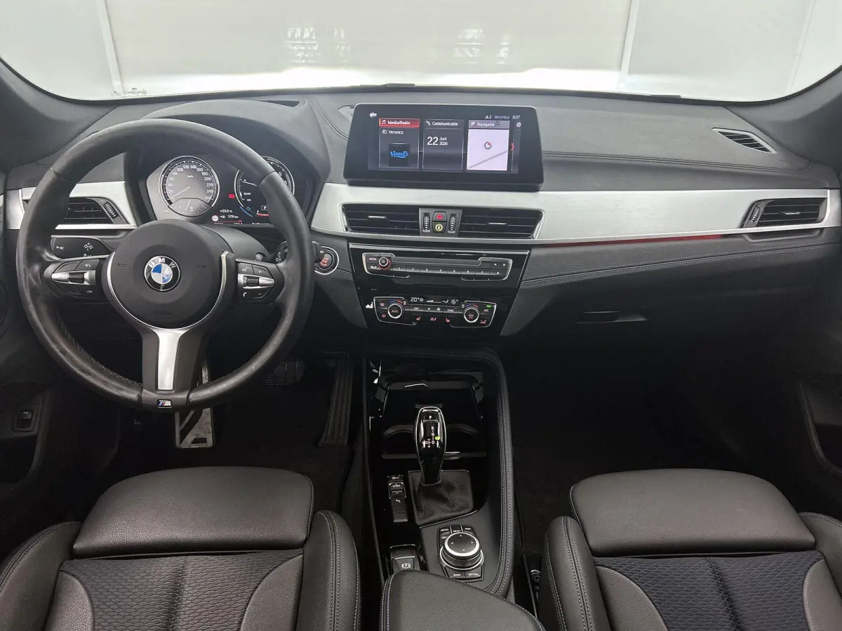 sDrive18i Executive Edition | PANORAMADAK | M-SPORT | HEAD UP DISPLAY | STOELVERWARMING | ELEKTRISCHE KOFFERKLEP | CLIMATE CONTROL | CRUISE CONTROL |