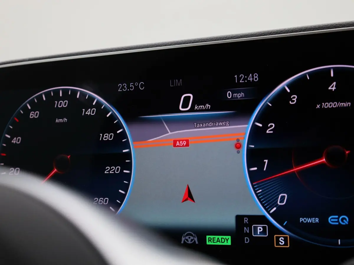 450 4MATIC Premium Plus | Automaat | Apple Carplay / Android Auto | Panoramadak | Burmester | Luchtvering | Achteruitrijcamera | Parkeersensoren |