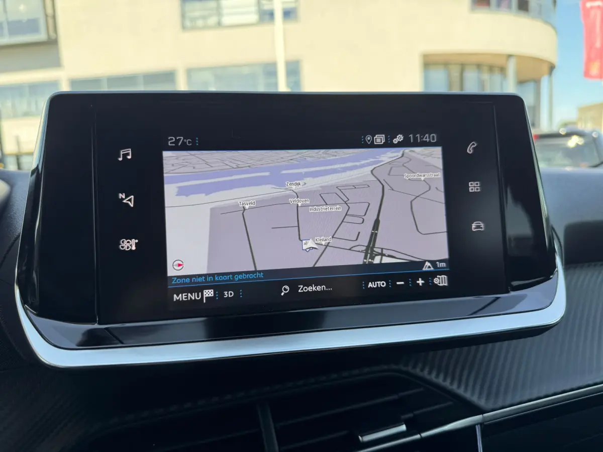 1.2 100PK Allure Pack | Navigatie | Apple Carplay / Android Auto | Cruise Control | Parkeersensoren Achter | DAB | | Bots waarschuwing systeem | Buitenspiegels elektrisch verstel- en verwarm
