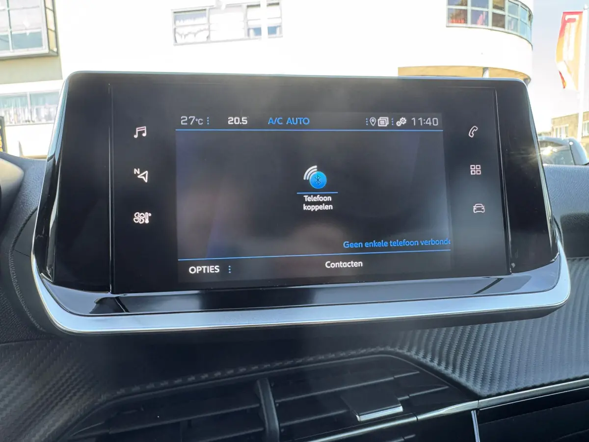 1.2 100PK Allure Pack | Navigatie | Apple Carplay / Android Auto | Cruise Control | Parkeersensoren Achter | DAB | | Bots waarschuwing systeem | Buitenspiegels elektrisch verstel- en verwarm