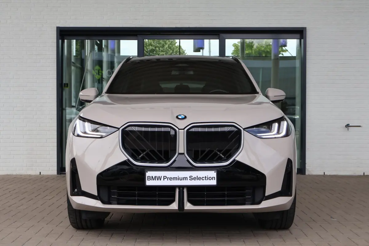20 xDrive | M Sport | Trekhaak | Panoramadak | Harman Kardon