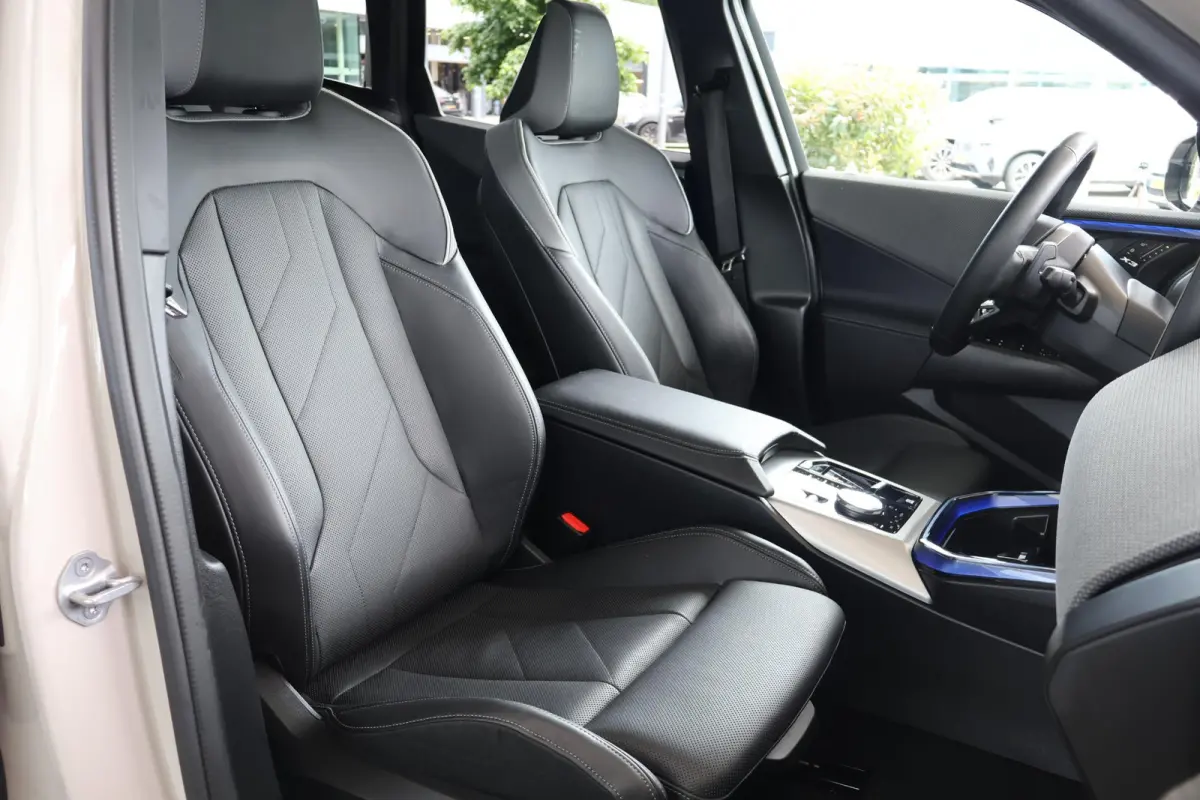 20 xDrive | M Sport | Trekhaak | Panoramadak | Harman Kardon