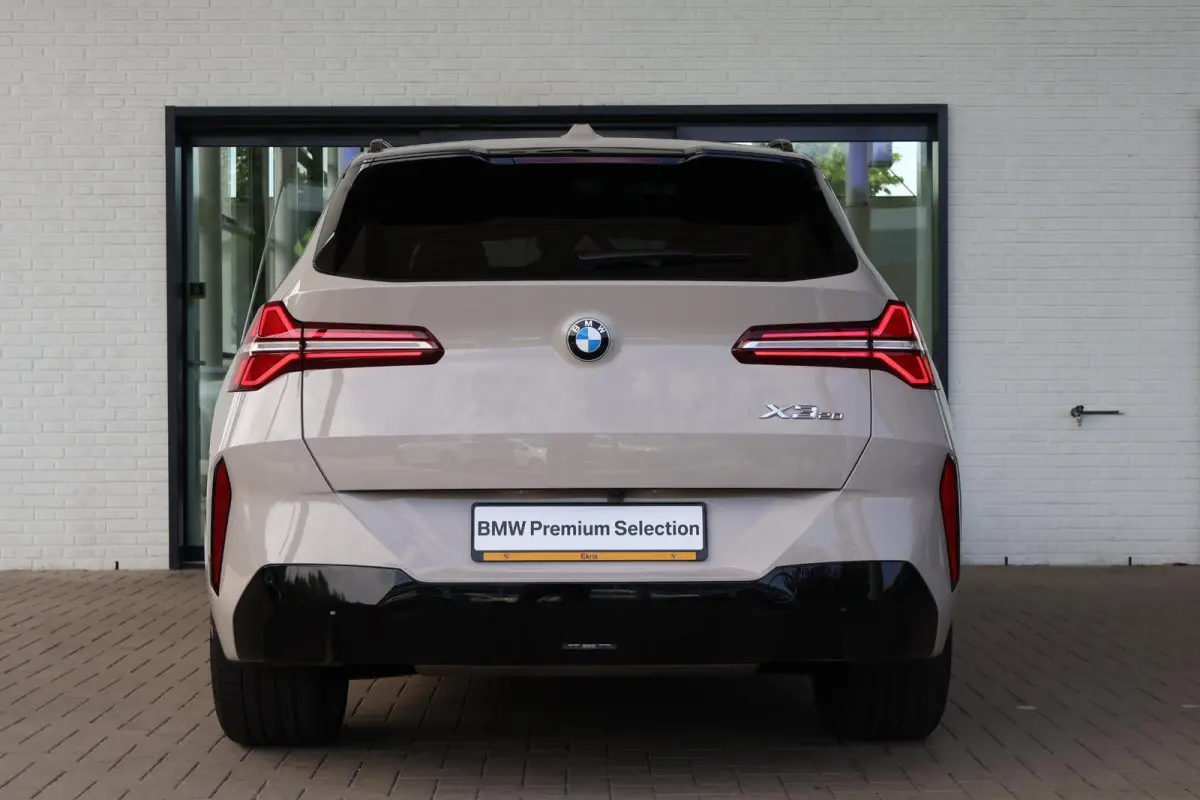 20 xDrive | M Sport | Trekhaak | Panoramadak | Harman Kardon