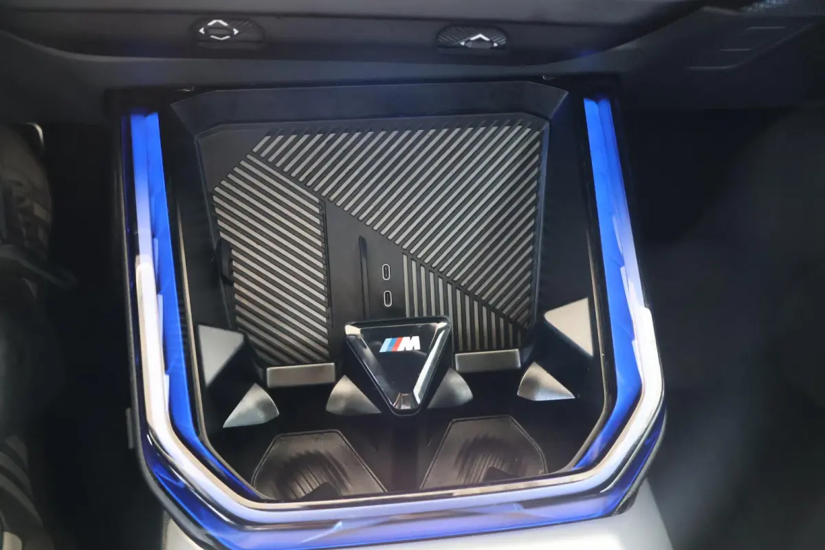20 xDrive | M Sport | Trekhaak | Panoramadak | Harman Kardon