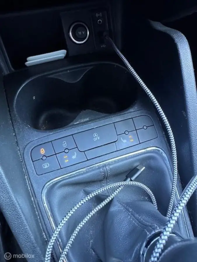 1.0 EcoTSI Style Connect