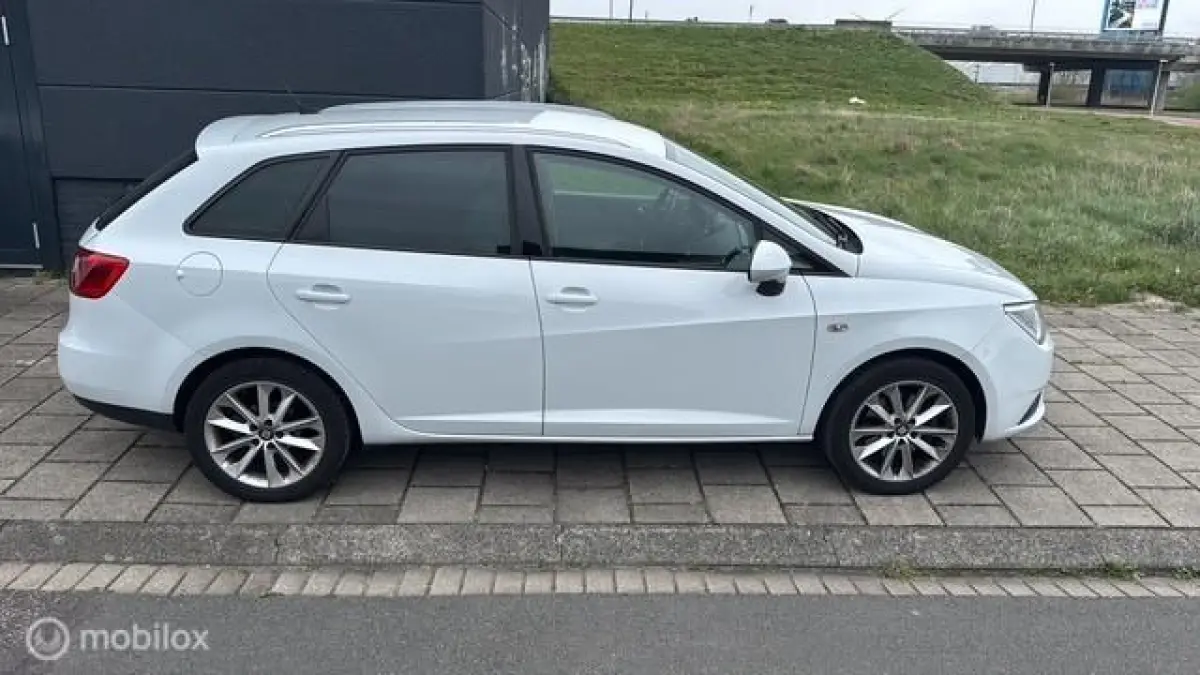 1.0 EcoTSI Style Connect