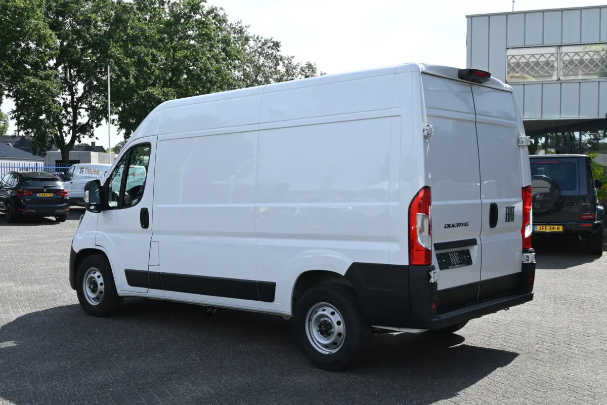L2H2 140 pk 3.5t Camera, 270 Graden achterdeuren