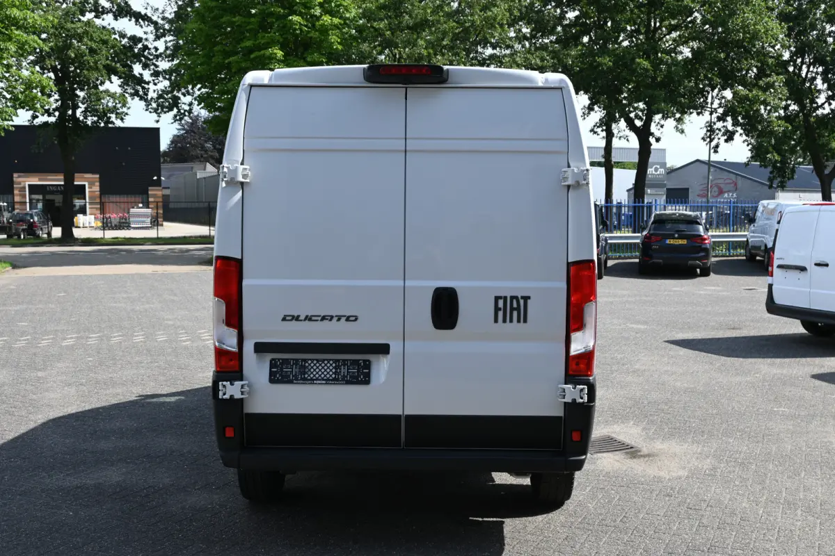 L2H2 140 pk 3.5t Camera, 270 Graden achterdeuren