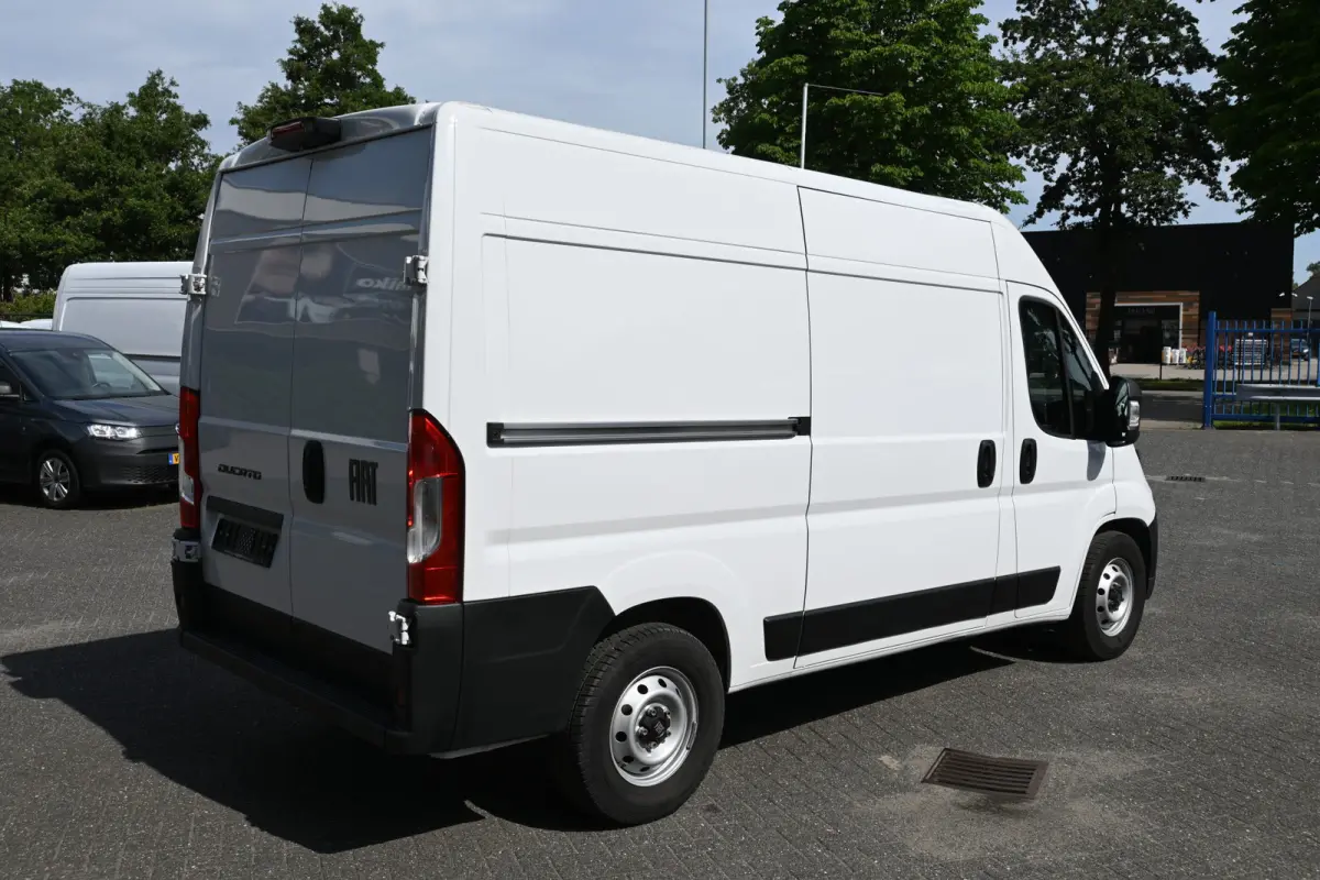 L2H2 140 pk 3.5t Camera, 270 Graden achterdeuren