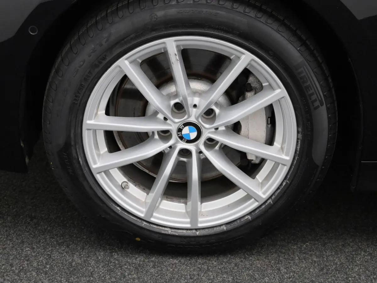 330e Business Edition Plus | ACC | Achteruitrijcamera | Lane Assist | Climate Control | Apple Carplay/Android Auto |