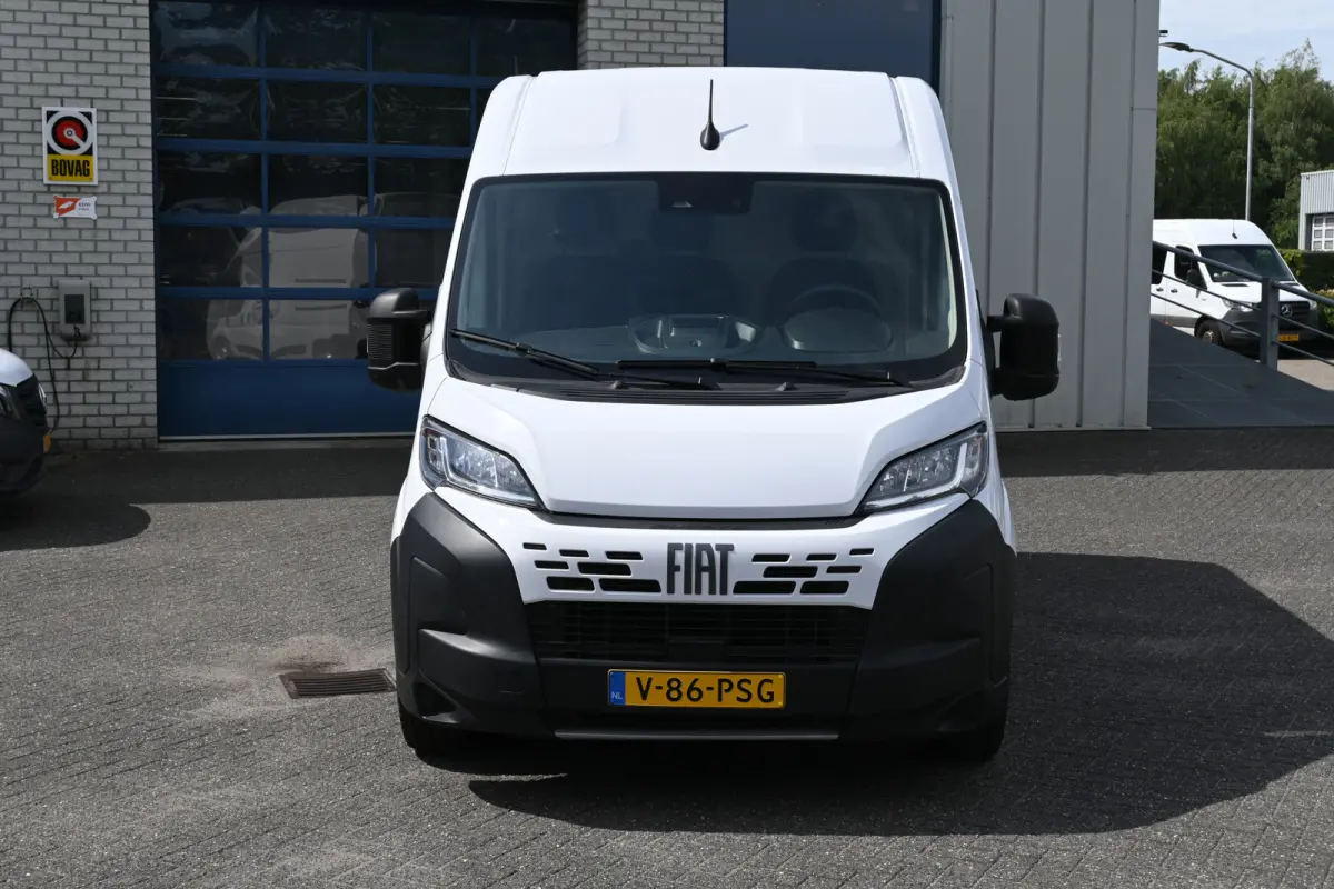 L2H2 140 pk 3.5t Camera, 270 Graden achterdeuren